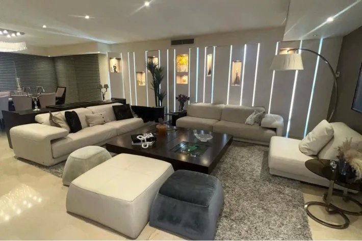 Venta de apartamento en PH Miramar Plaza, Avenida Balboa