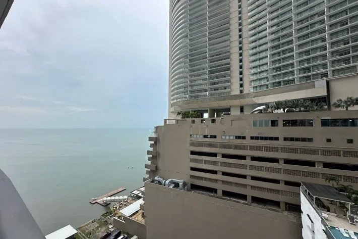 Venta de apartamento en Grand Tower, Punta Pacifica