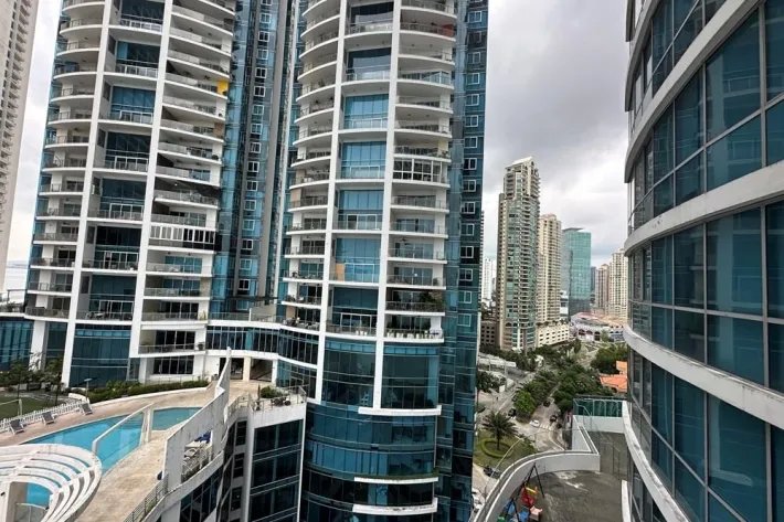 Venta de apartamento en Grand Tower, Punta Pacifica