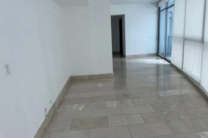Venta de apartamento en Grand Tower, Punta Pacifica