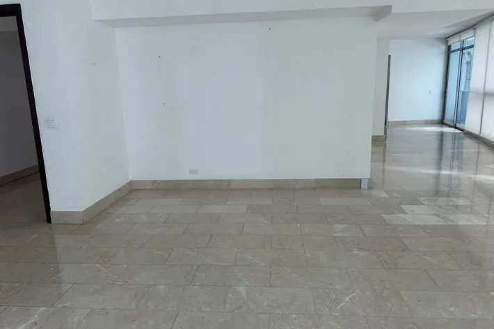 Venta de apartamento en Grand Tower, Punta Pacifica
