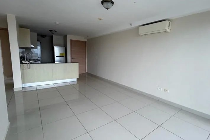 Alquiler de apartamento en Vía España