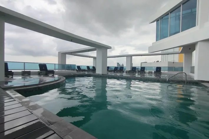Venta de apartamento en Avenida Balboa, Panamá