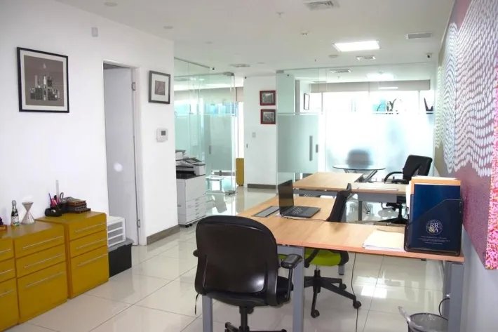 Office for sale in Obarrio, Panama