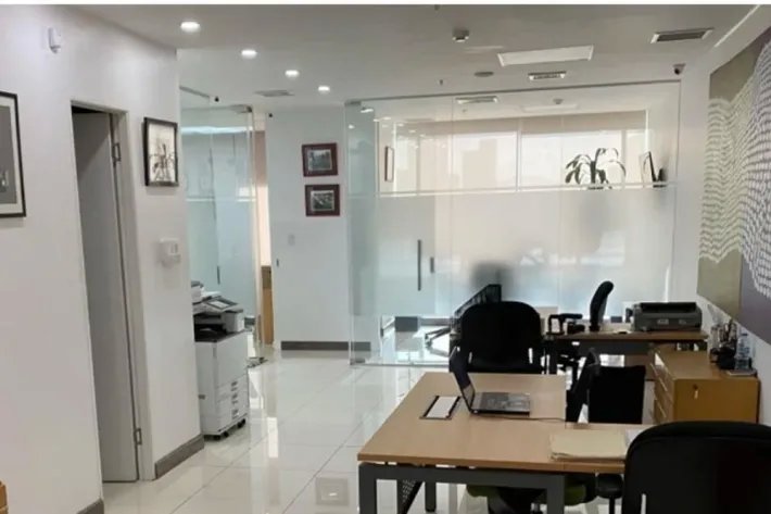 Office for sale in Obarrio, Panama