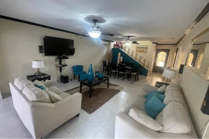 Venta de casa en Brisas del Golf, Panamá