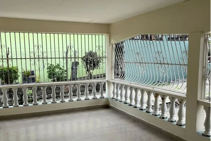 Commercial house for sale in Juan Díaz, Panama