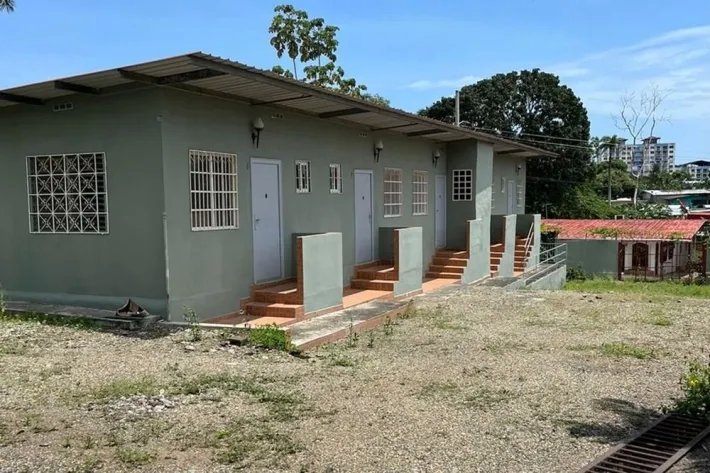 Commercial house for sale in Juan Díaz, Panama
