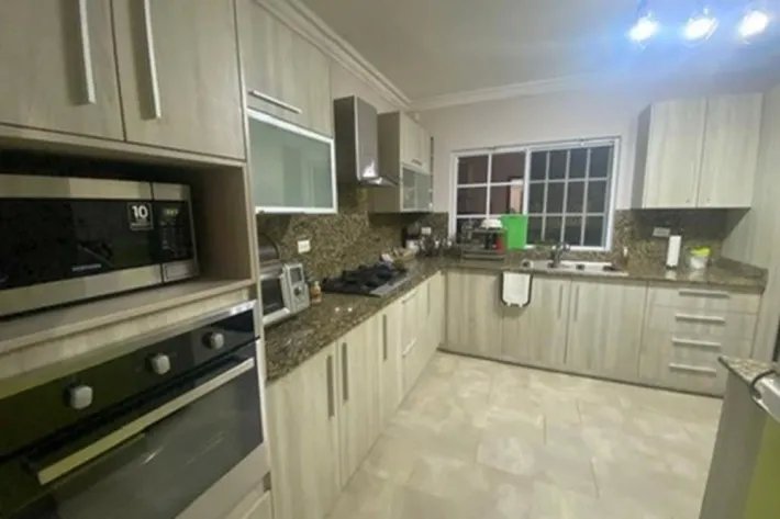 Venta de casa en Altos de Panamá