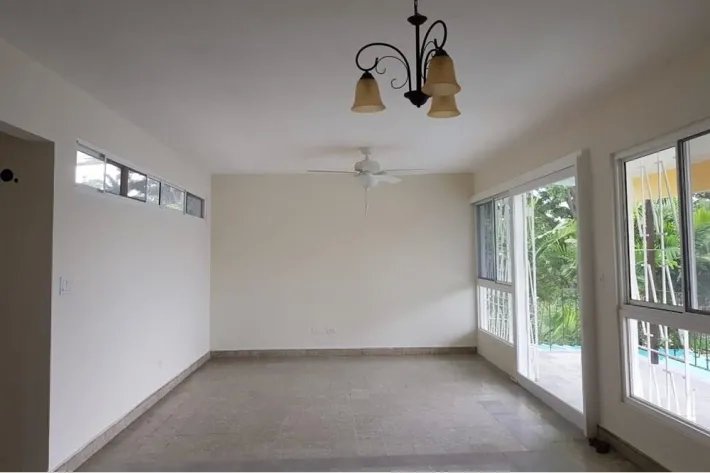 Venta de casa en Villa Cáceres, Betania