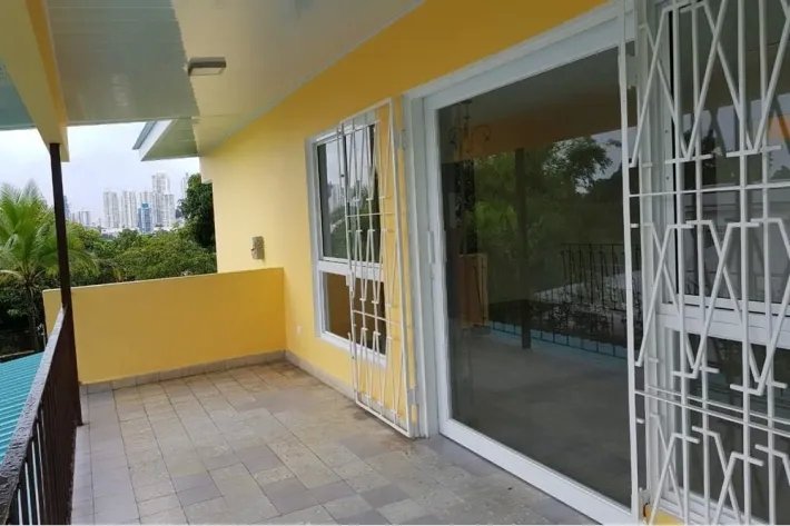 Venta de casa en Villa Cáceres, Betania