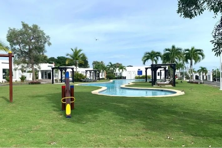 Venta de casa en PH Ibiza Residences 1, Río Hato, Coclé, Panamá