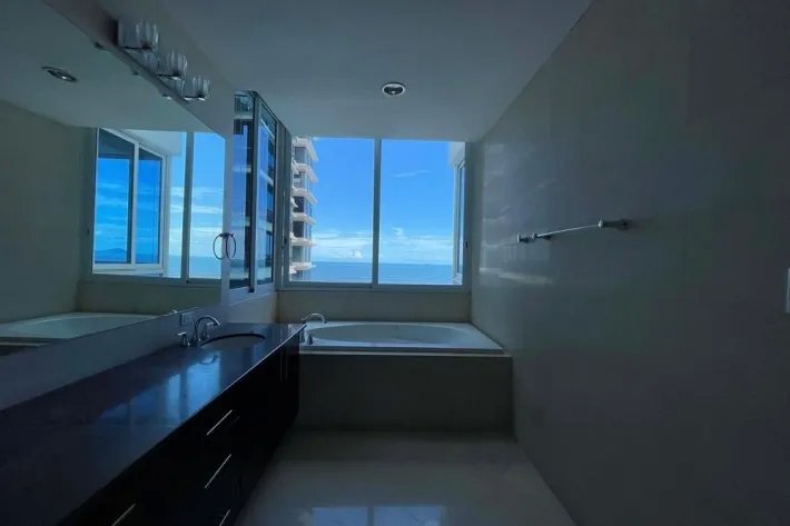 Apartment rental in Paitilla