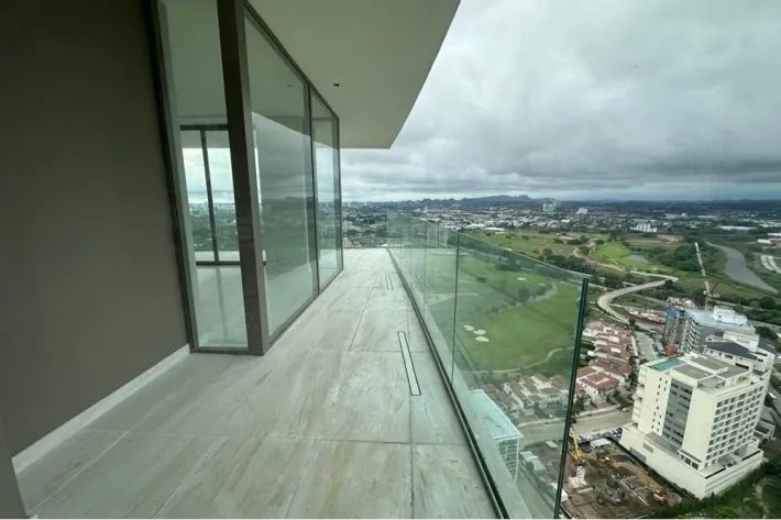 Venta de apartamento en La Maison by Fendi Casa, Santa Maria