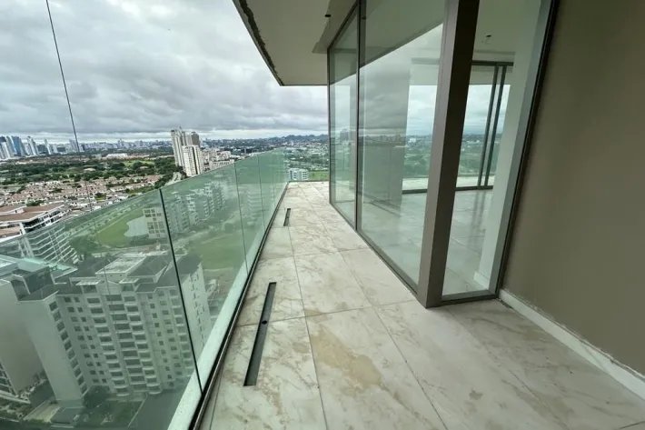 Venta de apartamento en La Maison by Fendi Casa, Santa Maria
