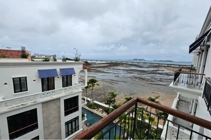 Apartment for sale in Casco Antiguo, Santa Familia