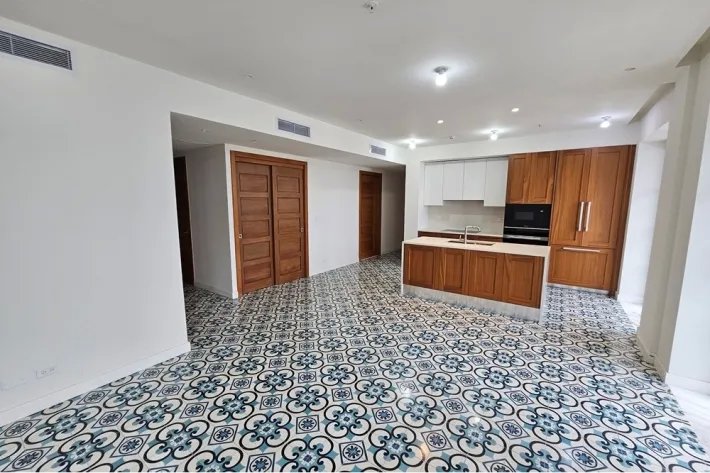 Apartamento en venta en el Casco Antiguo, Santa Familia
