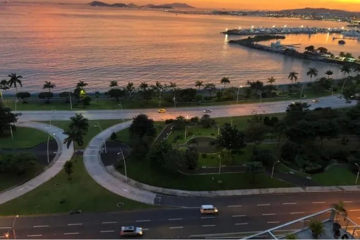 Alquiler de apartamento con vista al mar en Avenida Balboa, Panamá