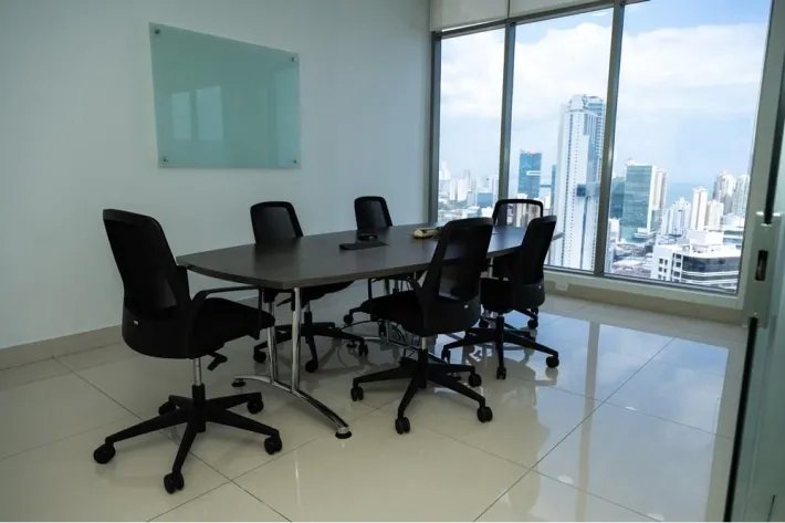 Office for rent on Avenida Balboa, Panama