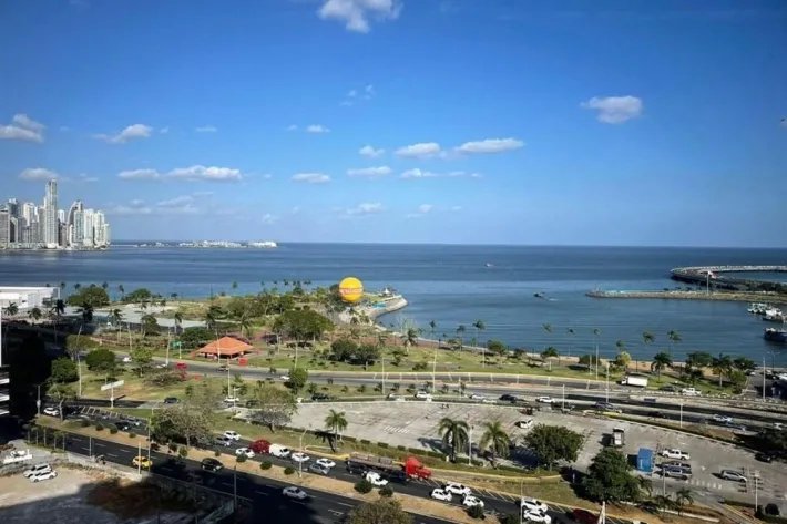 Apartment for sale in PH Bay View, Balboa Avenue
