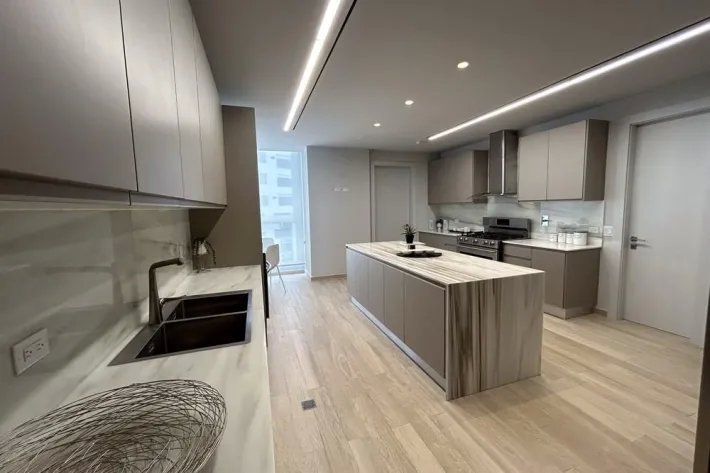 Se vende penthouse en Paitilla, Panamá