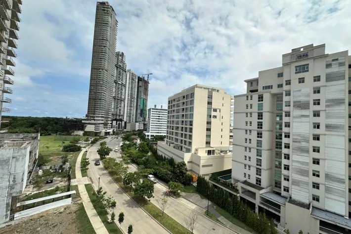 Venta de apartamento en Solana, Santa Maria