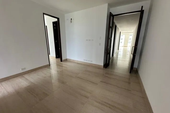 Venta de apartamento en Solana, Santa Maria