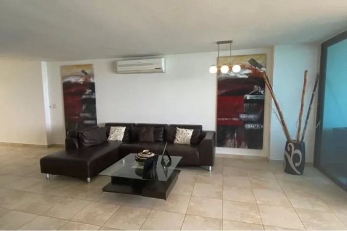 Venta de apartamento en Coronado Country Club. Playa Coronado