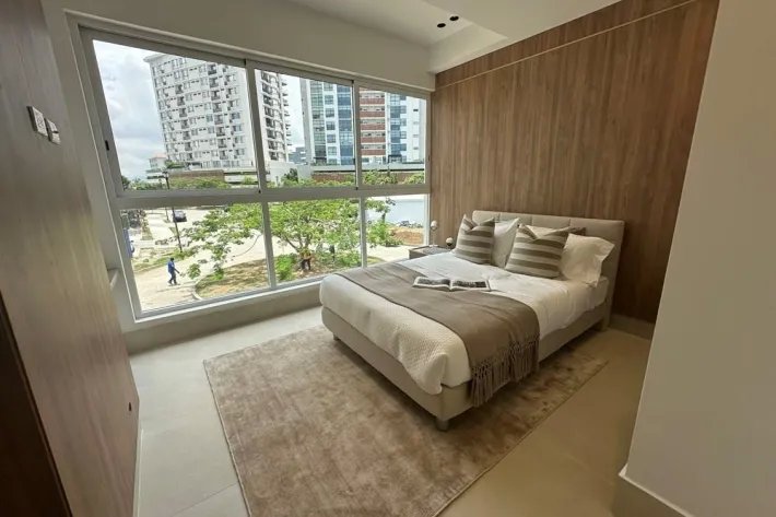 Venta de apartamento de dos niveles en Oceana Residences  Skyhomes, Santa Maria