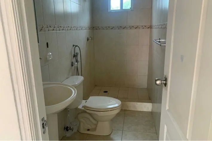 House for sale in Altos de Maria Leticia, La Chorrera