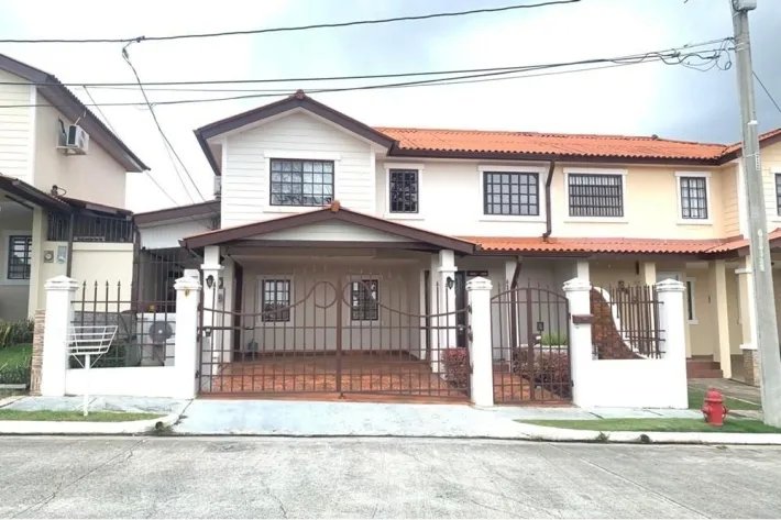 Venta de casa en Gran Reserva Montelimar, La Chorrera