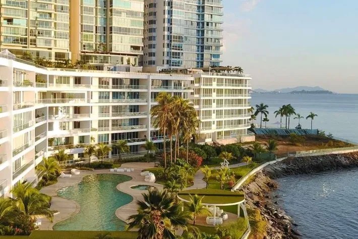 Venta de Lujoso Apartamento en Miradores, Punta Paitilla