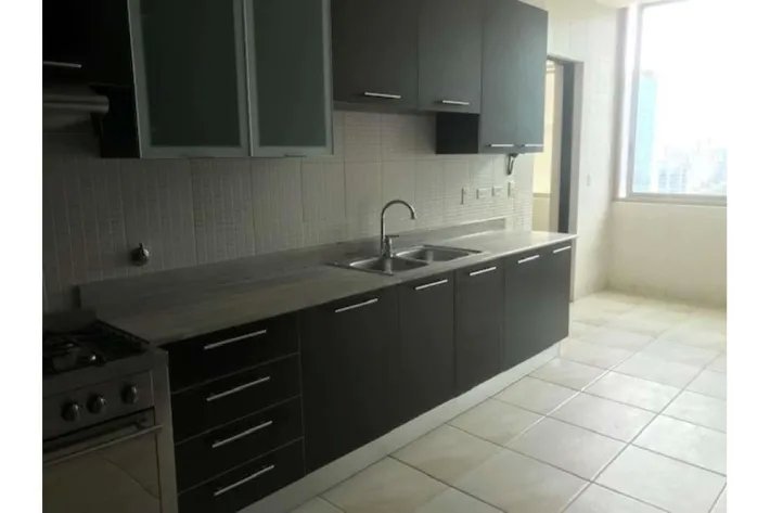 Vendo Apartamento en Pacific Point Torre 300 Punta Pacifica MC