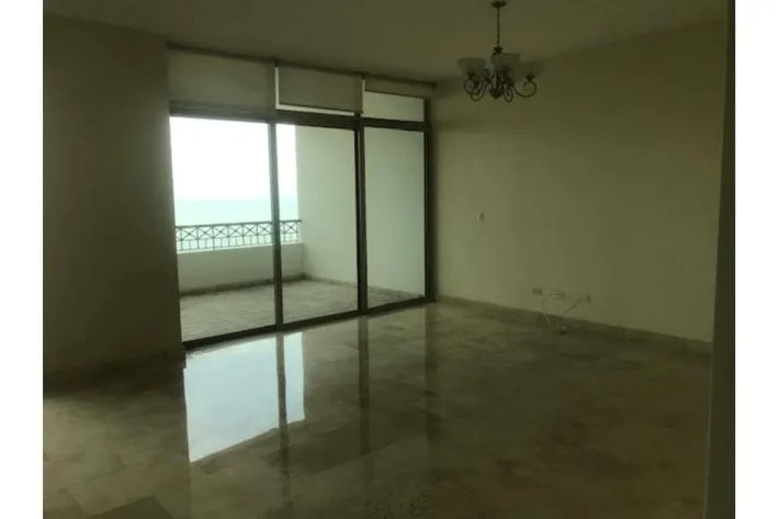Vendo Apartamento en Pacific Point Torre 300 Punta Pacifica MC