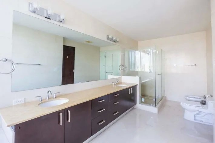 Venta de Apartamento en The Point Paitilla
