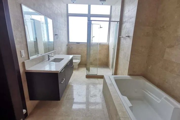 Venta de Penthouse en Punta Pacífica