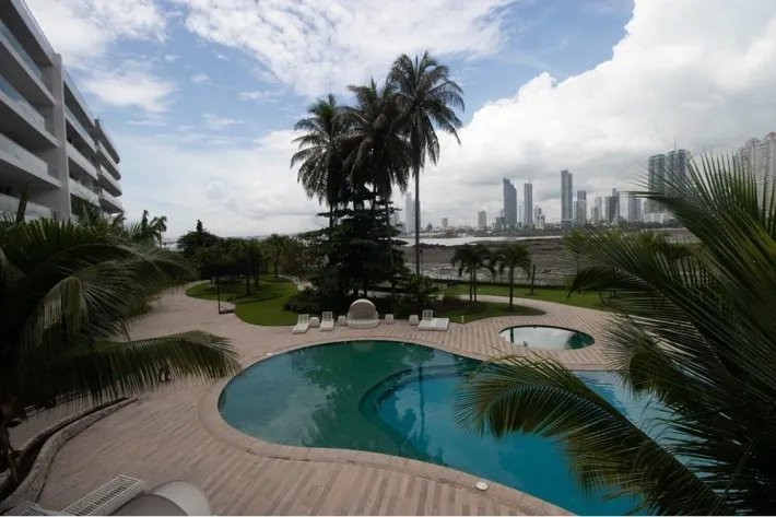 Apartment for rent in Punta Paitilla, Panama