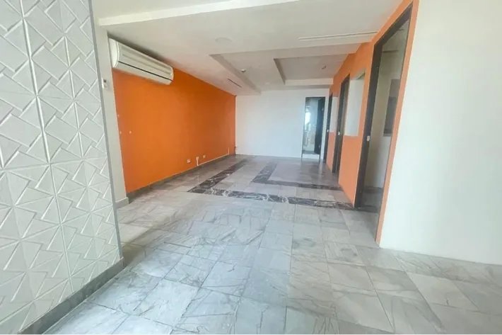 Office for rent on Avenida Balboa, Panama