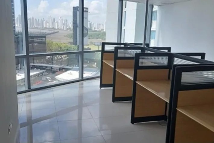 Venta de oficina en Costa del Este, Panamá
