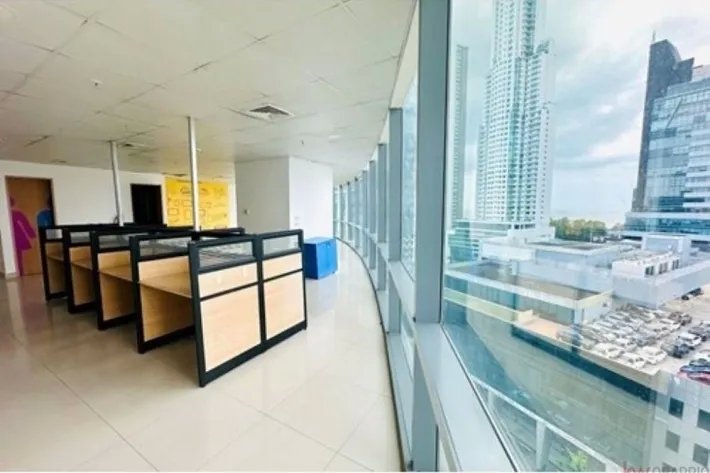 Venta de oficina en Costa del Este, Panamá