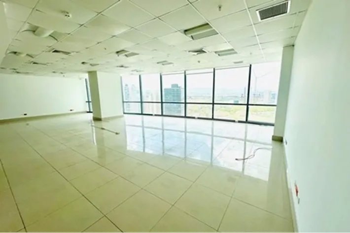 Venta de oficina en Costa del Este, Panamá