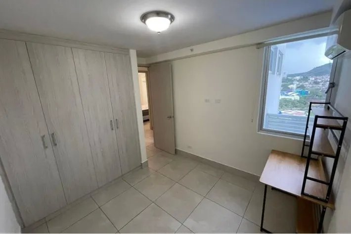 Venta de apartamento en PH Sky Point Towers, Betania