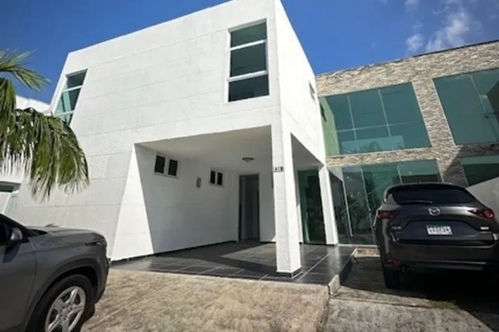 Venta de casa en Costa Sur, Panamá