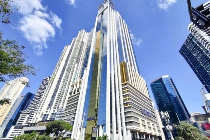 Venta de oficina en Avenida Balboa, Panamá