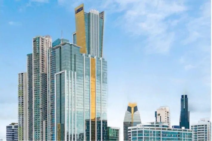 Venta de oficina en Avenida Balboa, Panamá