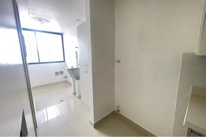 Venta de Apartamento en Avenida Balboa