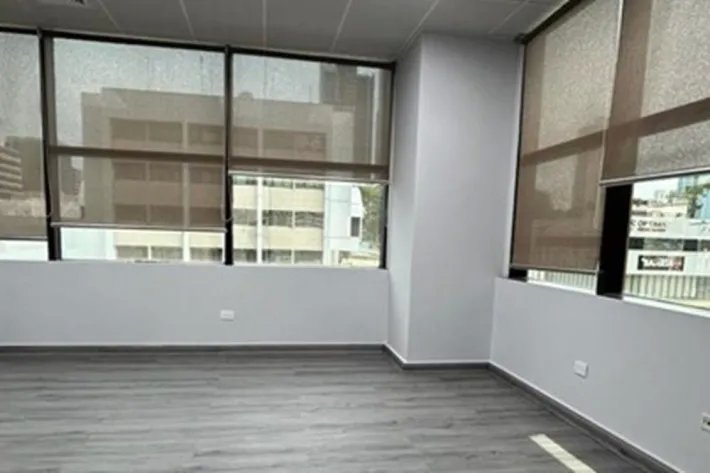 Alquiler de oficina amoblada en Calle 50, Panamá