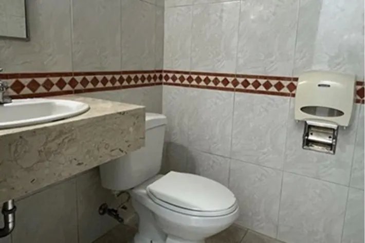 Furnished office for rent on Calle 50, Panama