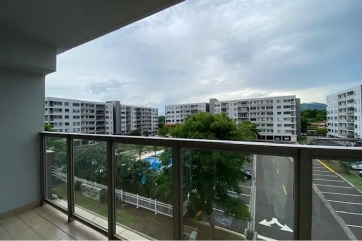 Se vende apartamento en Midrise, Woodlands, Panamá Pacífico
