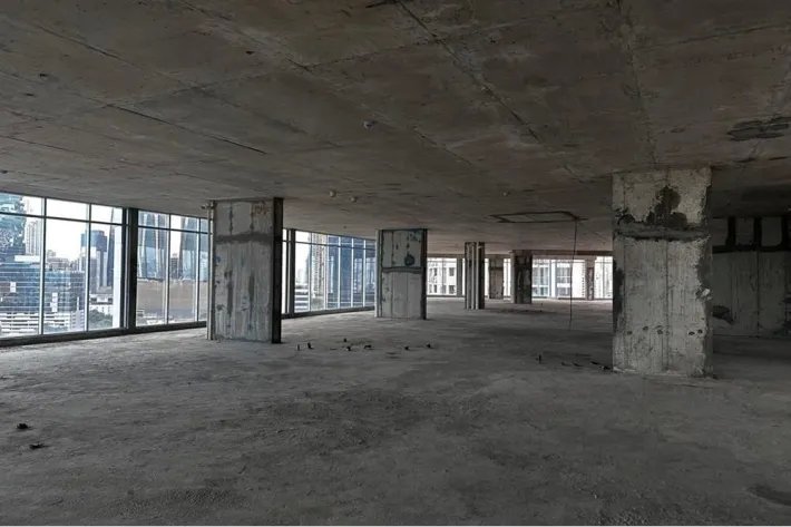 Venta de Oficina Comercial Reposeída en Obarrio, Panamá